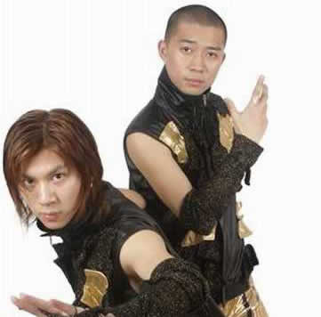 現(xiàn)代歌舞組合